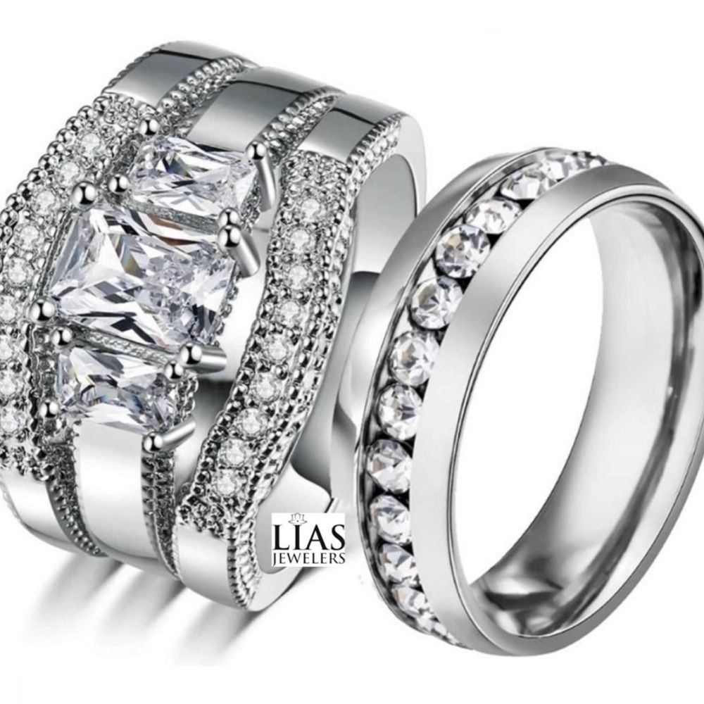 New 18k white gold wedding ring set His and Hers Set